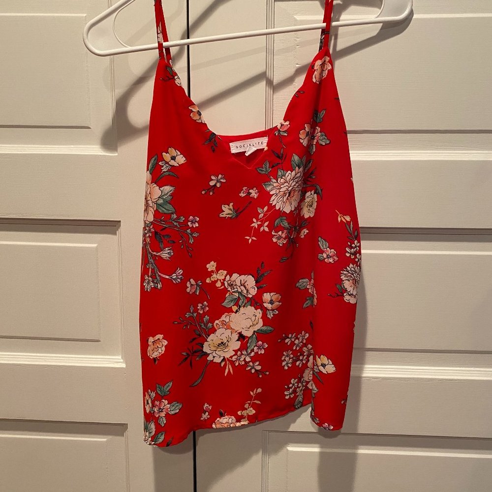 Socialite red tank top floral